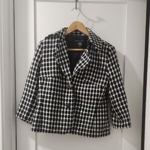 New York & Company Black and White Patterned Blazer
